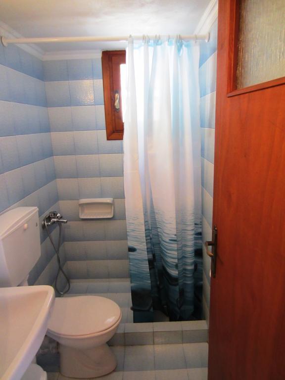 Katerina Apartments Triovasálos 外观 照片