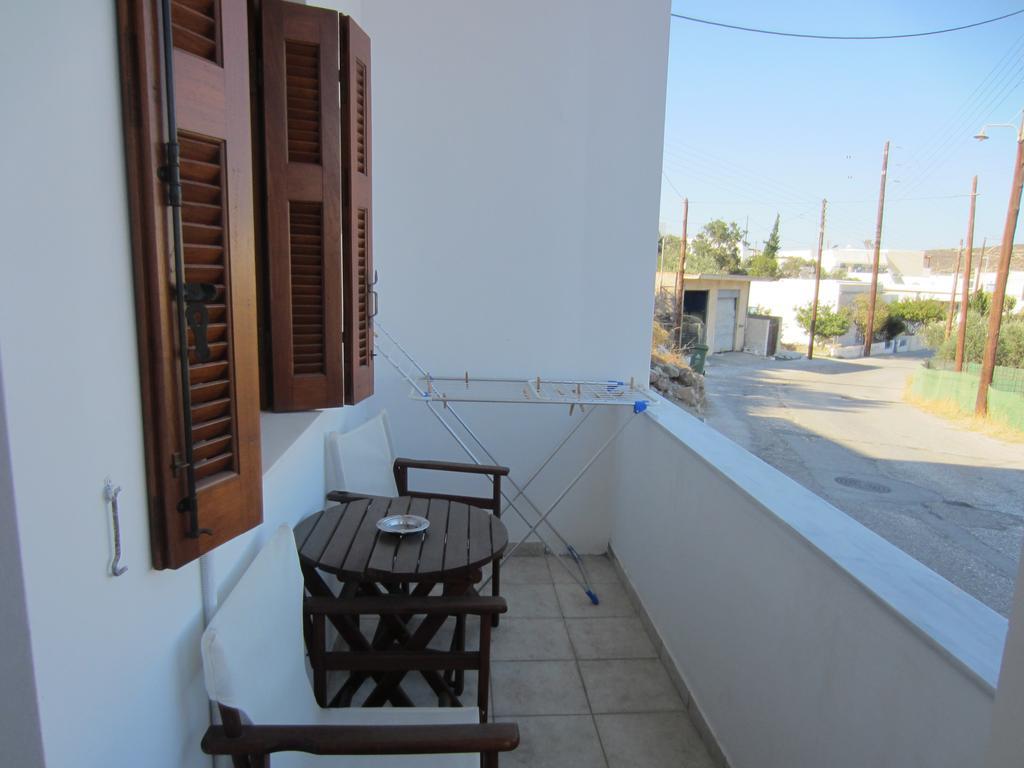 Katerina Apartments Triovasálos 外观 照片